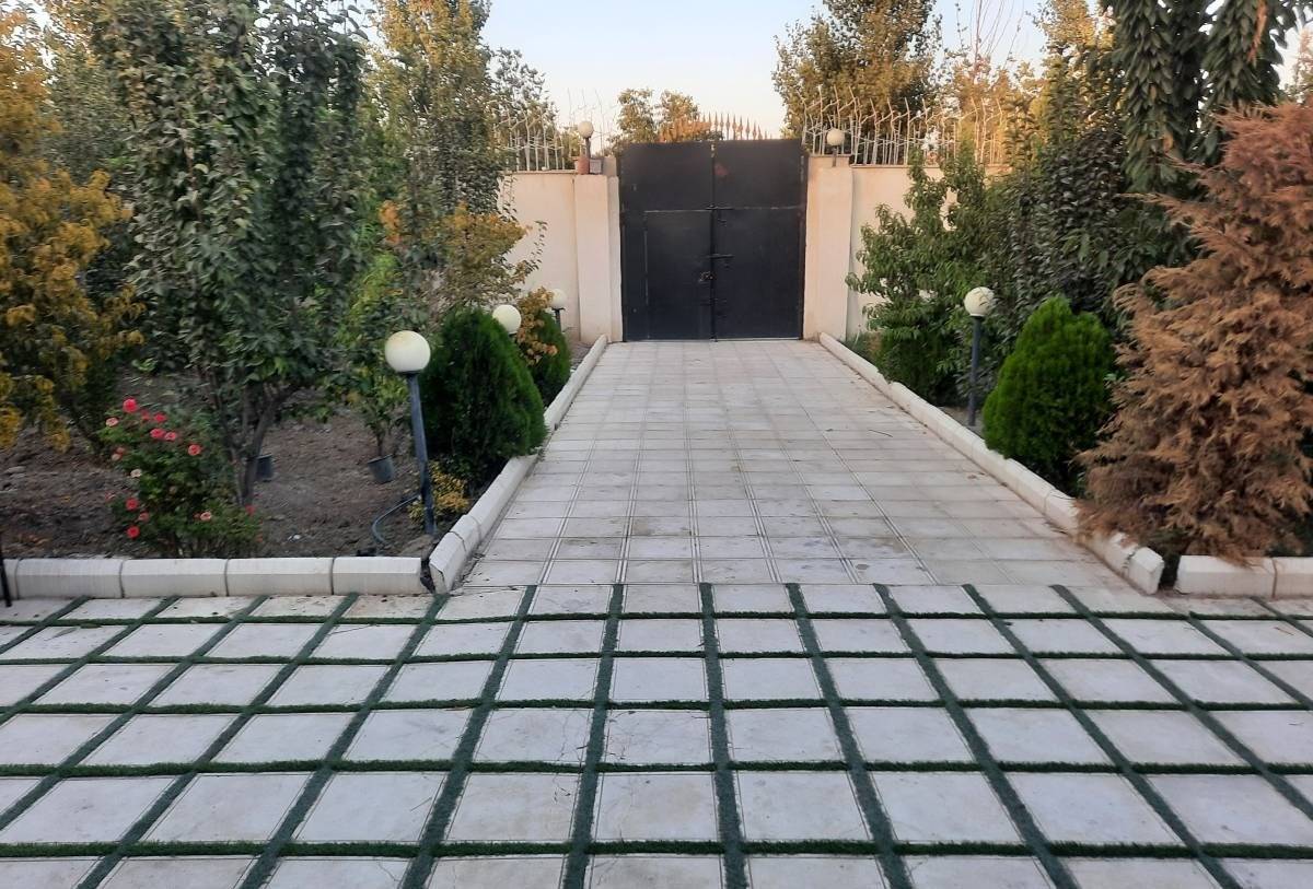 باغ ویلا استخردار پرنیان (چهارباغ کردان)