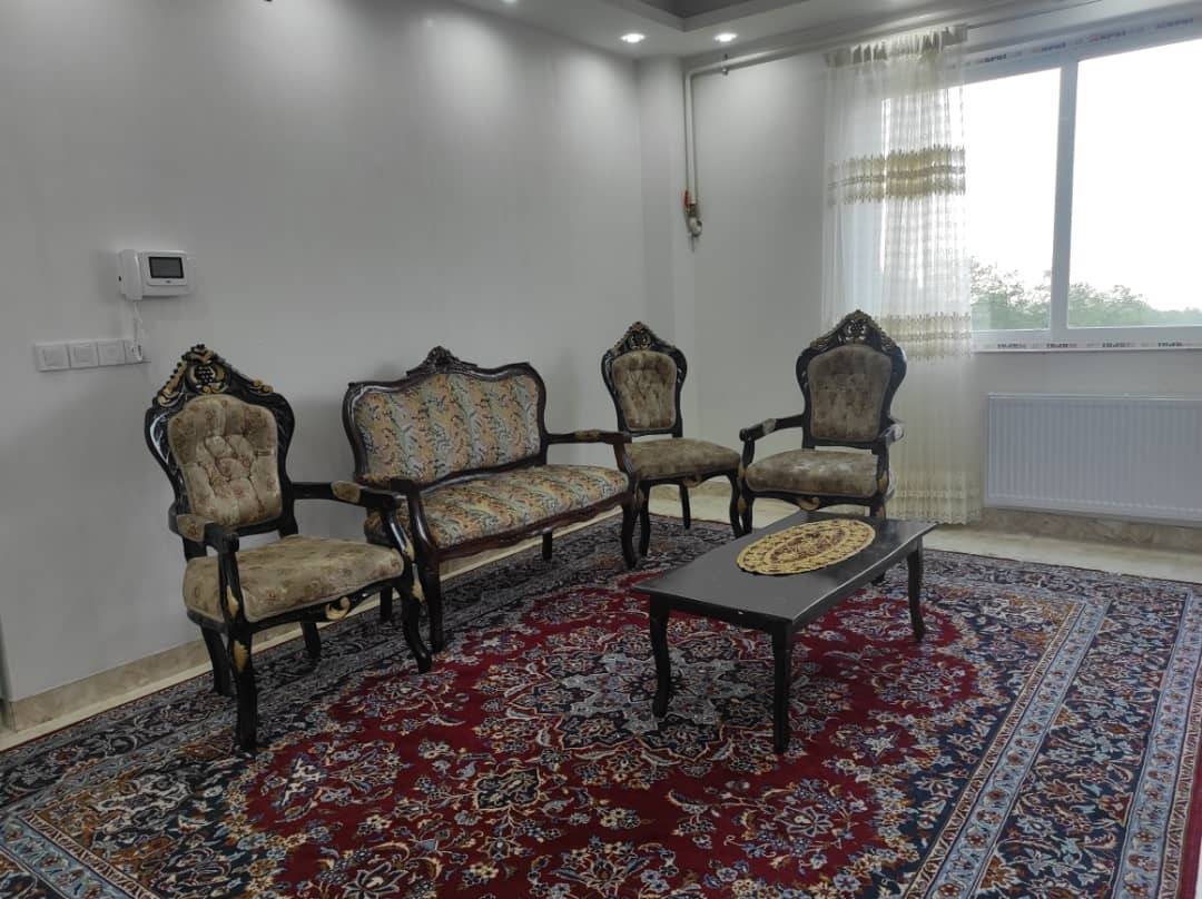 سوییت آپارتمان سالار ۲، تراس کوچک (گرگان، توسکستان)