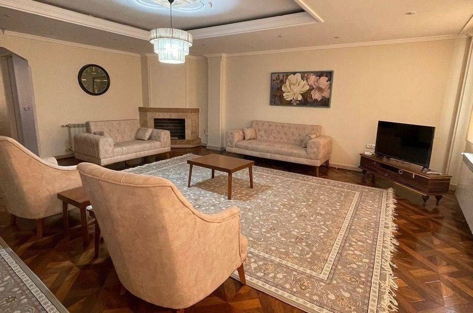 ساختمان سلام، واحد VIP (تهران)
