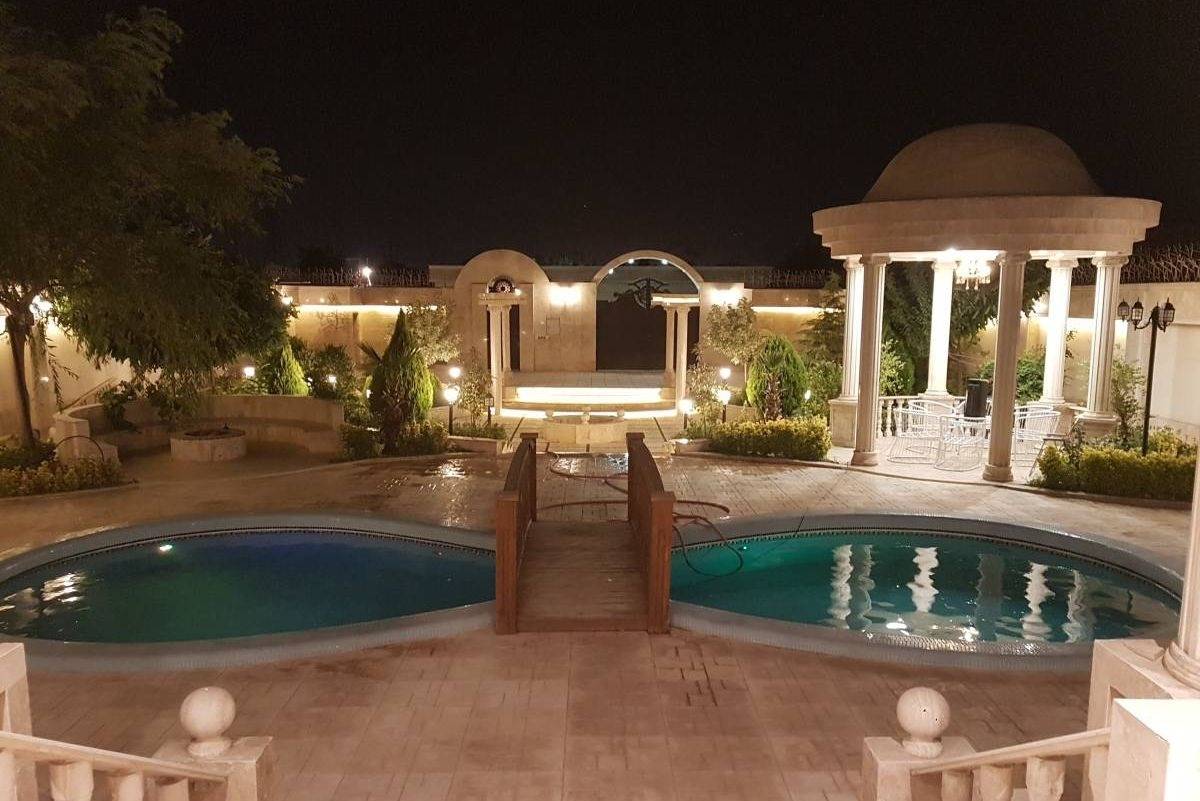 باغ ویلا استخردار لاکچری (مشهد)