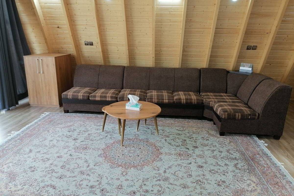کلبه سوئیسی نارنج بام روستا (شیرگاه)