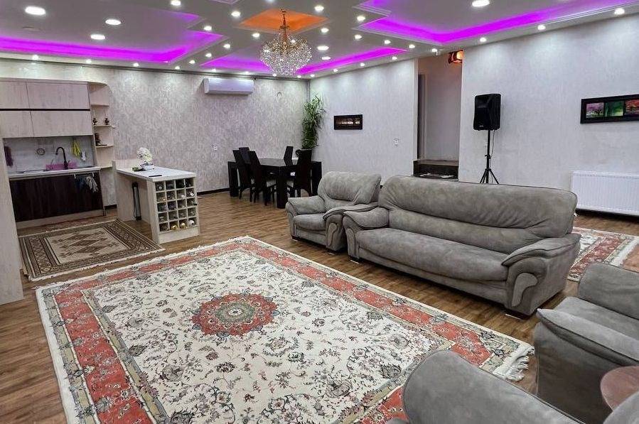 باغ ویلای سرسبز آراد (چهارباغ)