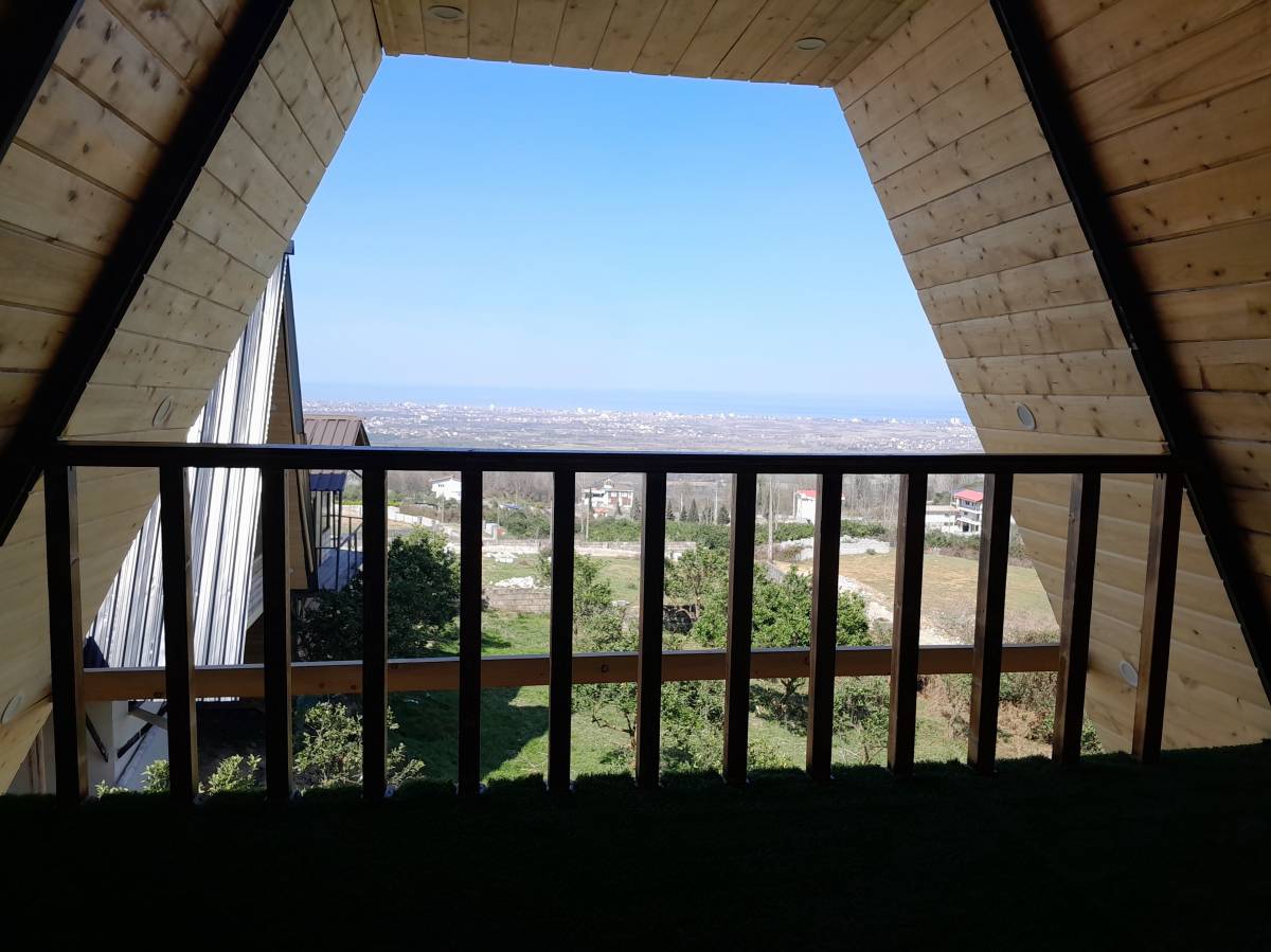 کلبه چوبین نیلا (نشتارود)