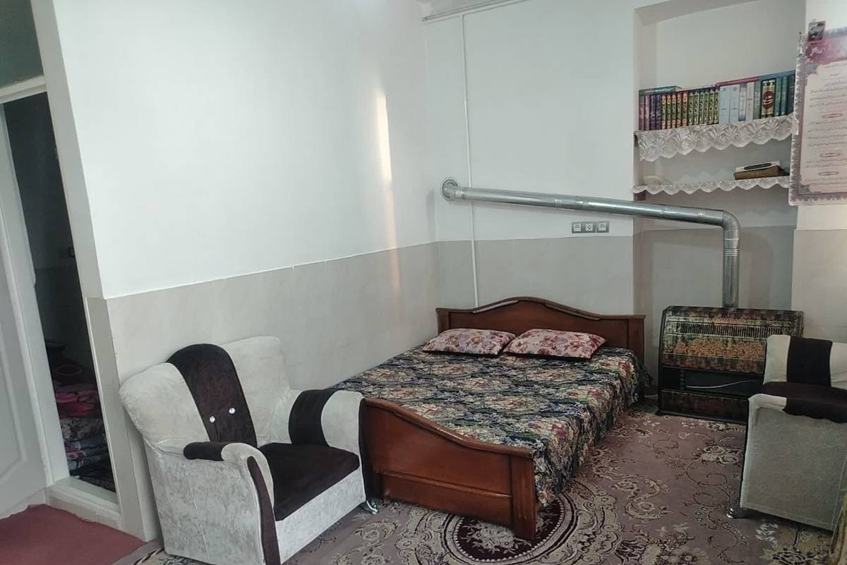 سوئیت یکخواب 35 متری ملکوتی 1 (دامغان)