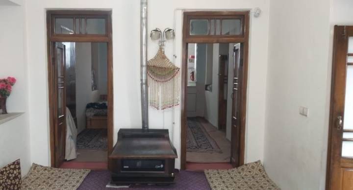 بوم گردی عمارت عباسی (اصفهان، تیران)
