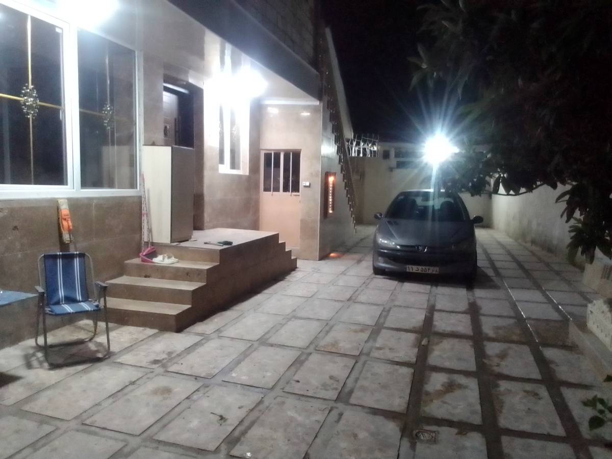 ویلای جنگلی استخردار شاهان (جاده رشت، سنگر)