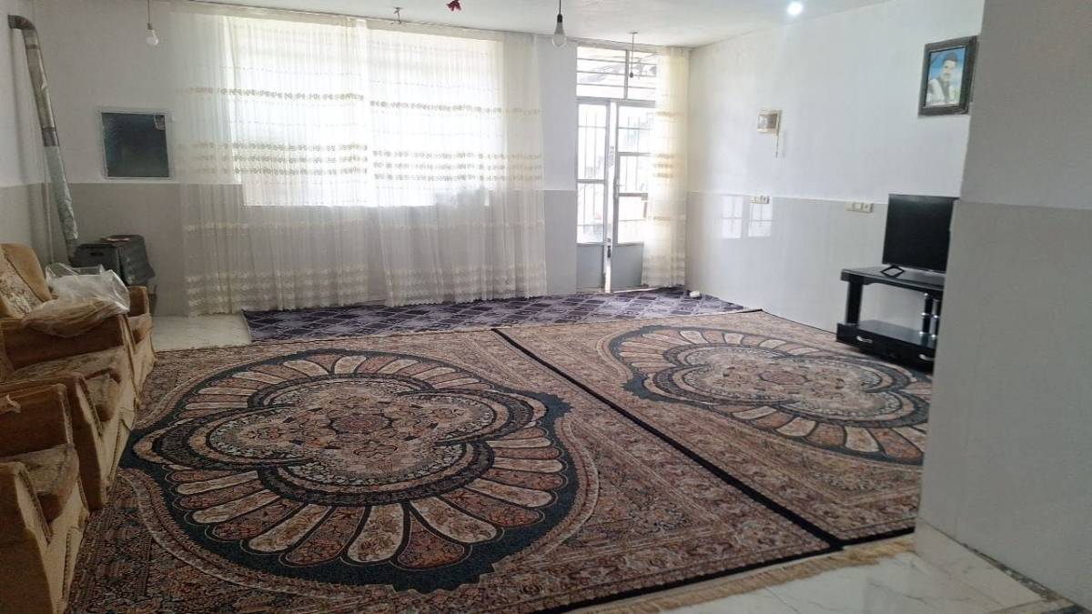 منزل دوخوابه چشمه دیمه (چهارمحال بختیاری، کوهرنگ)