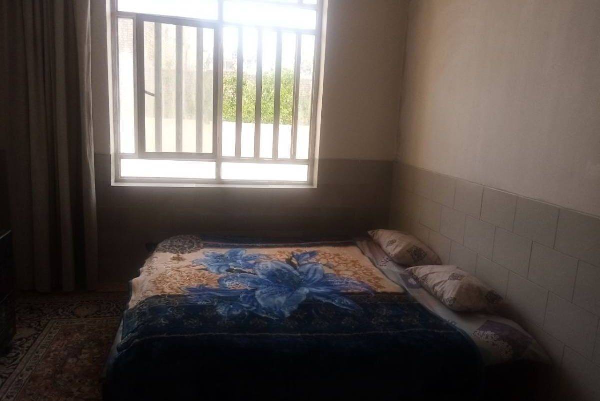 منزل یکخوابه دنج (یزد)