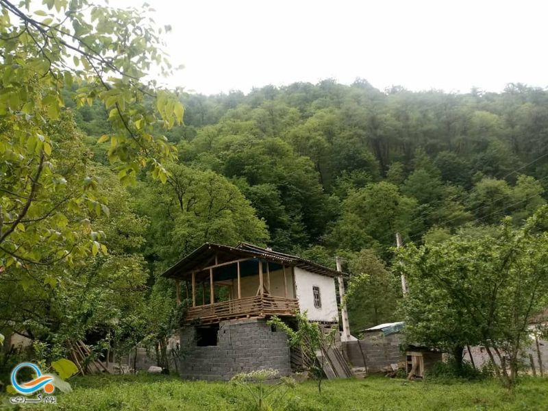 کلبه جنگلی اسپر (شیرگاه، لفور)