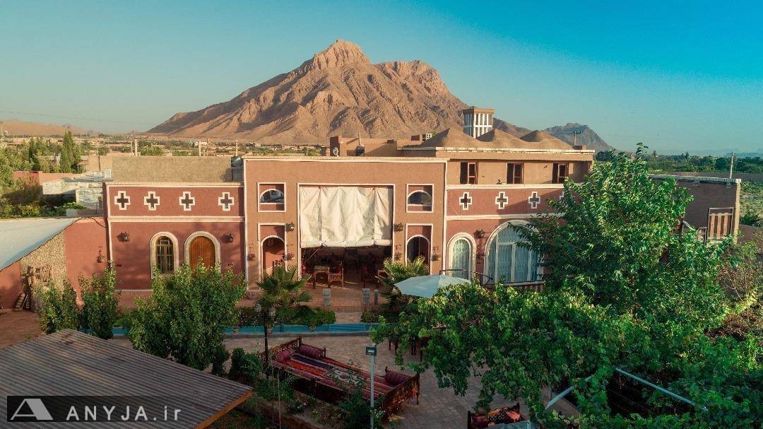 بوم گردی باغ عمارت دلنشین، اتاق های سنتی (شهرضا، اصفهان)