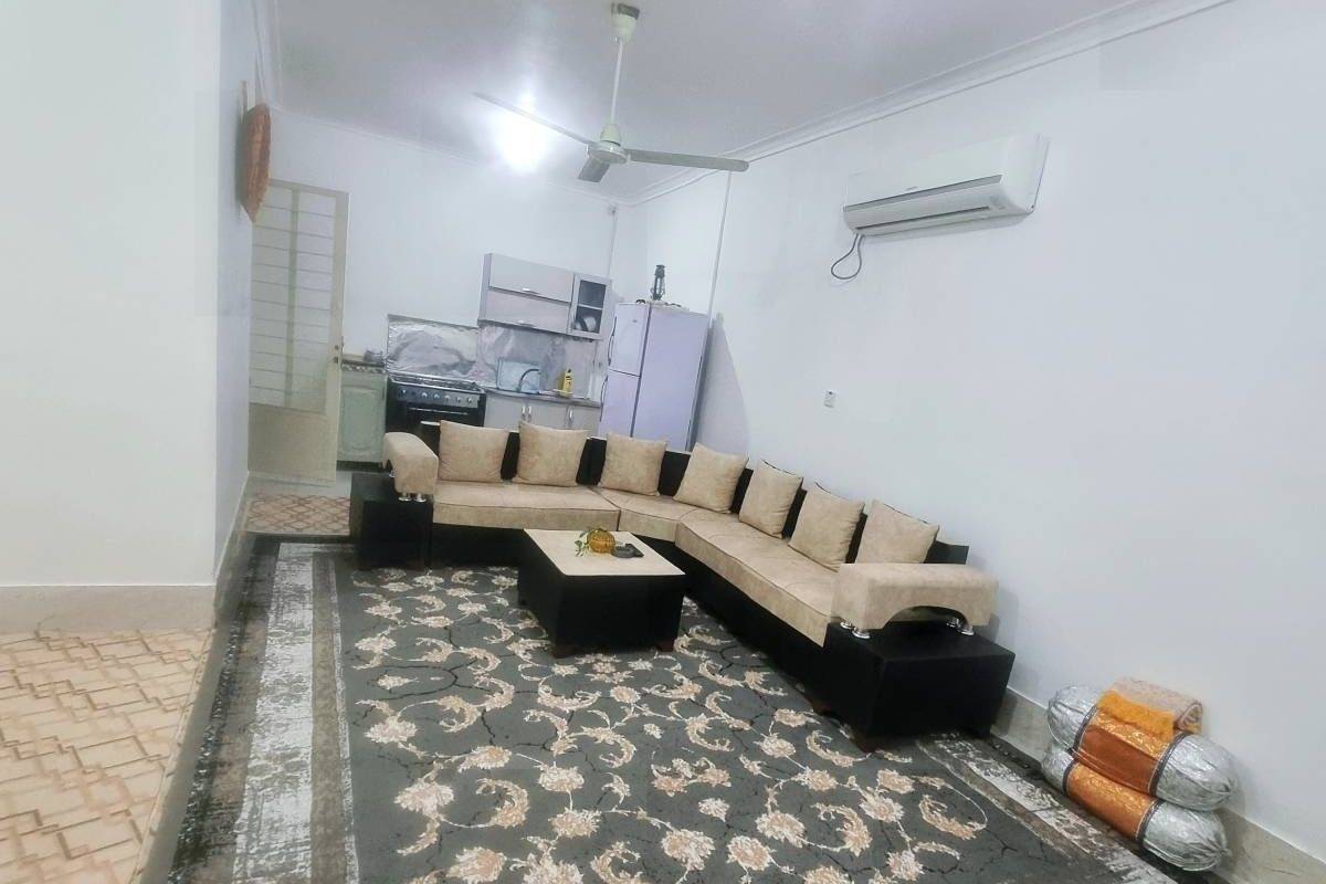 خانه اجاره ای خلفی (هرمزگان، دشتی)