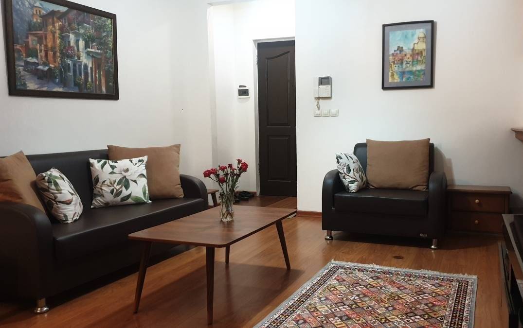 آپارتمان یکخوابه امپراطور (تهران، سعادت آباد)