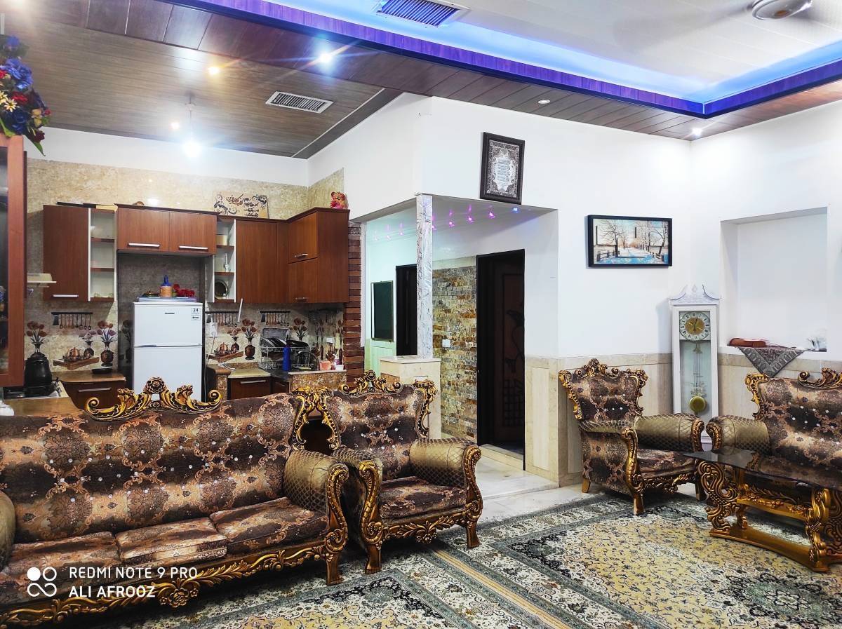 سوئیت مبله پارکینگ دار (مهریز یزد)