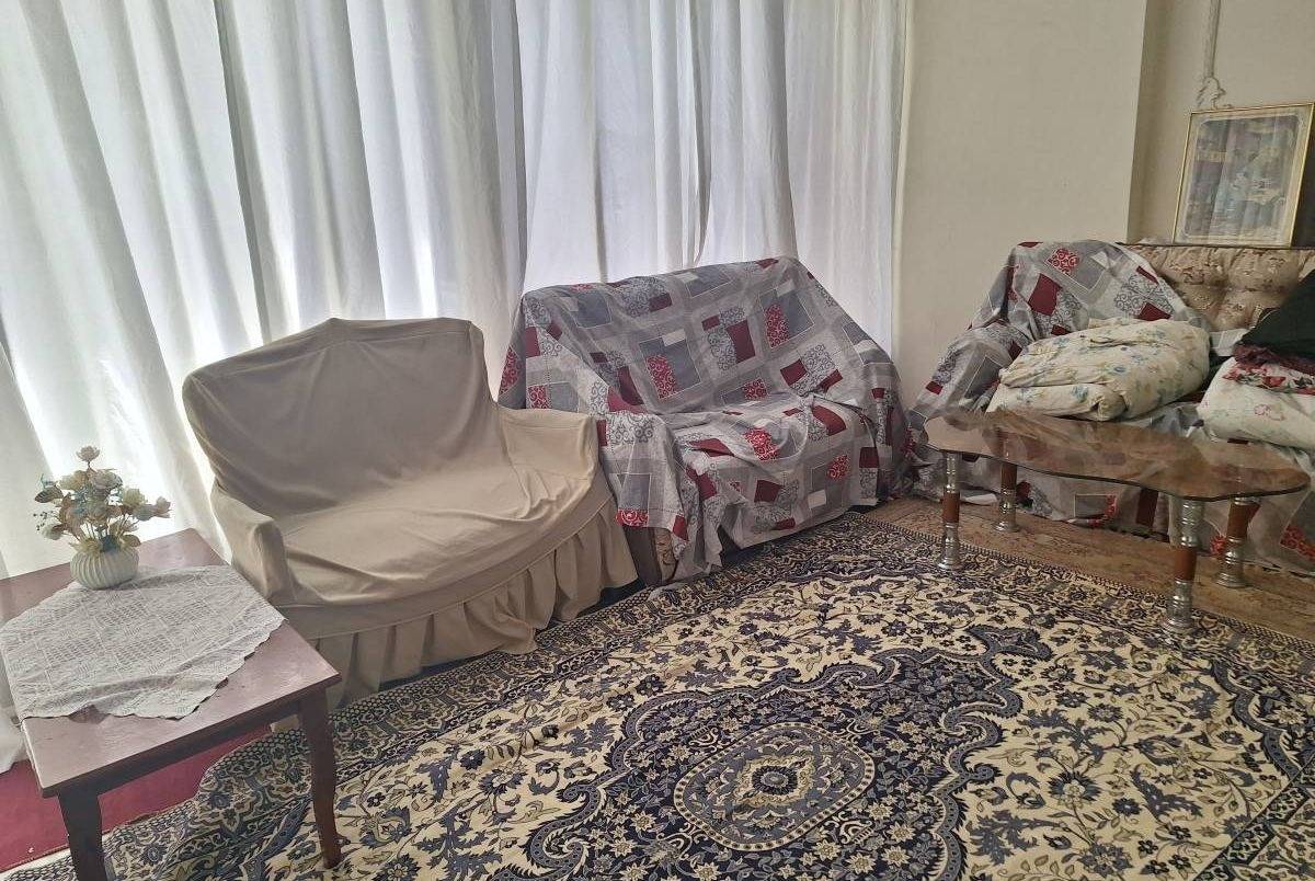 سوییت بیست متری رز (تهران)