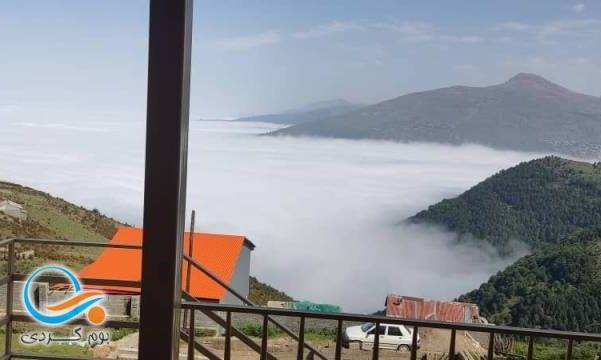 ویلایی رو به ابرها، طبقه اول (فیلبند)