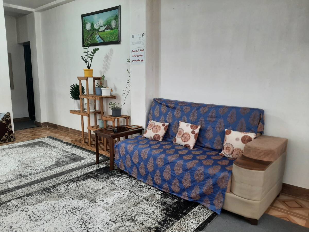 سوییت تی تی خانم (لاهیجان)