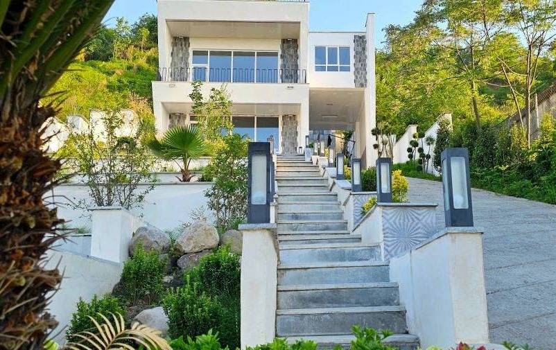 عمارت استخردار هشت بهشت (تنکابن)