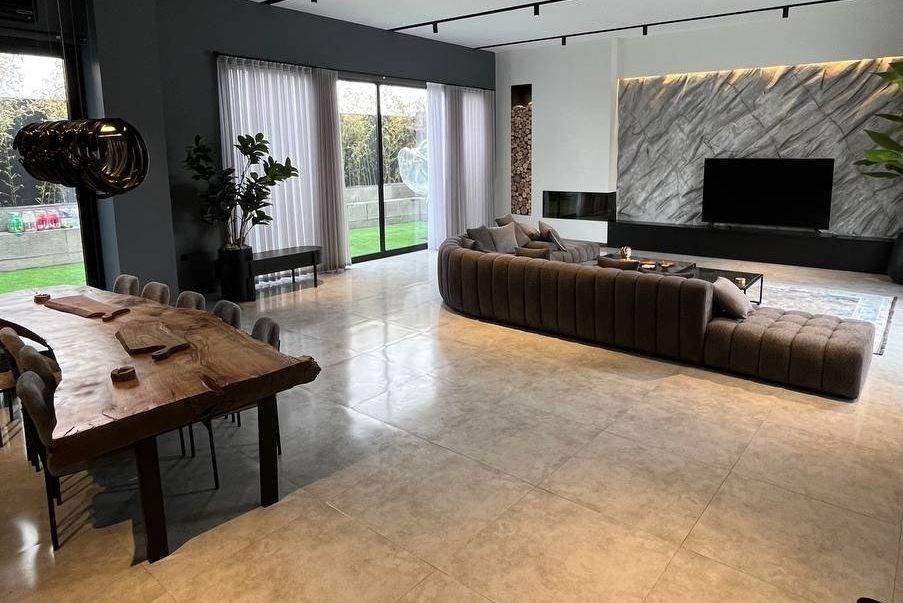 عمارت استخردار گلستان (رودهن)