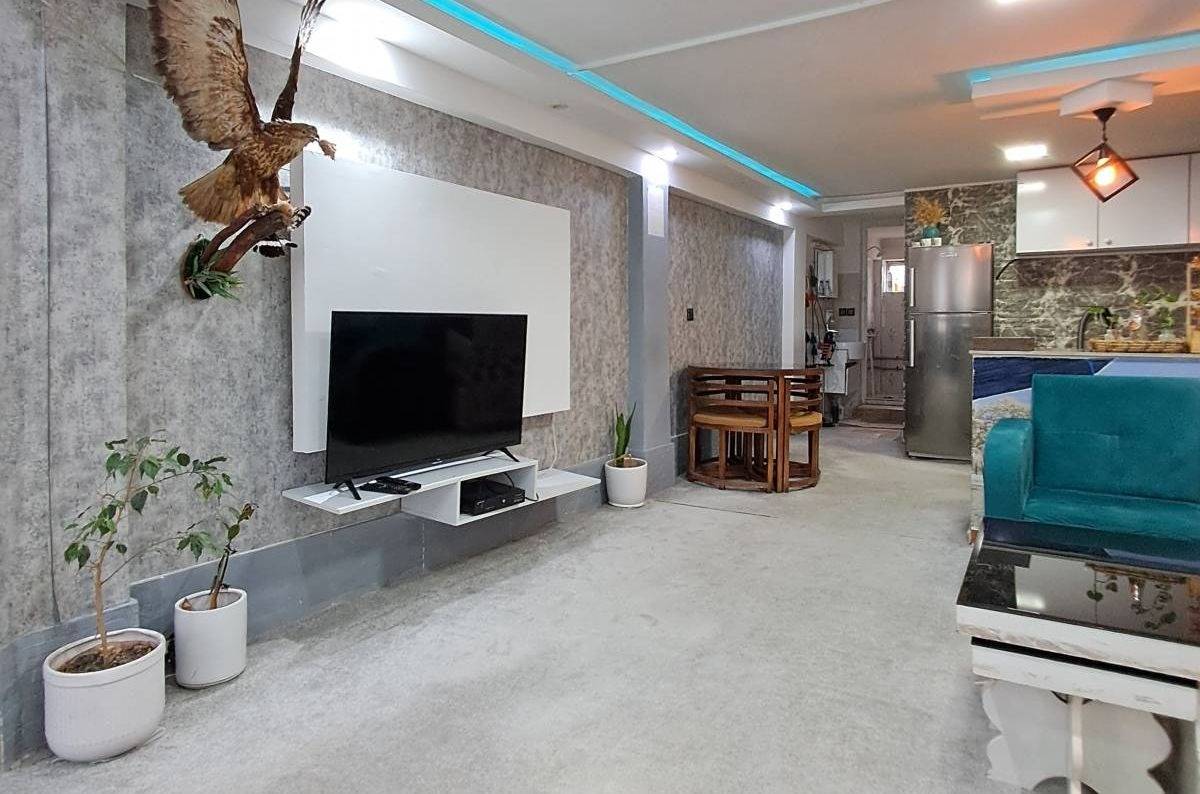 خانه ویلایی بید مجنون (بندر انزلی)
