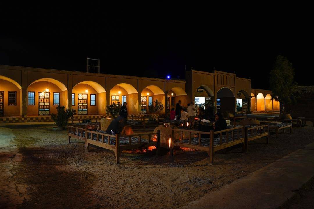 بومگردی کمپ کویری شباهنگ، اتاق ۸ تخته (یزد)