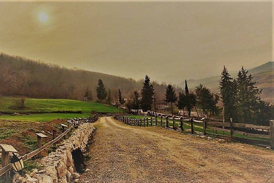 کلبه سنتی چوبی اربابی (ساری)