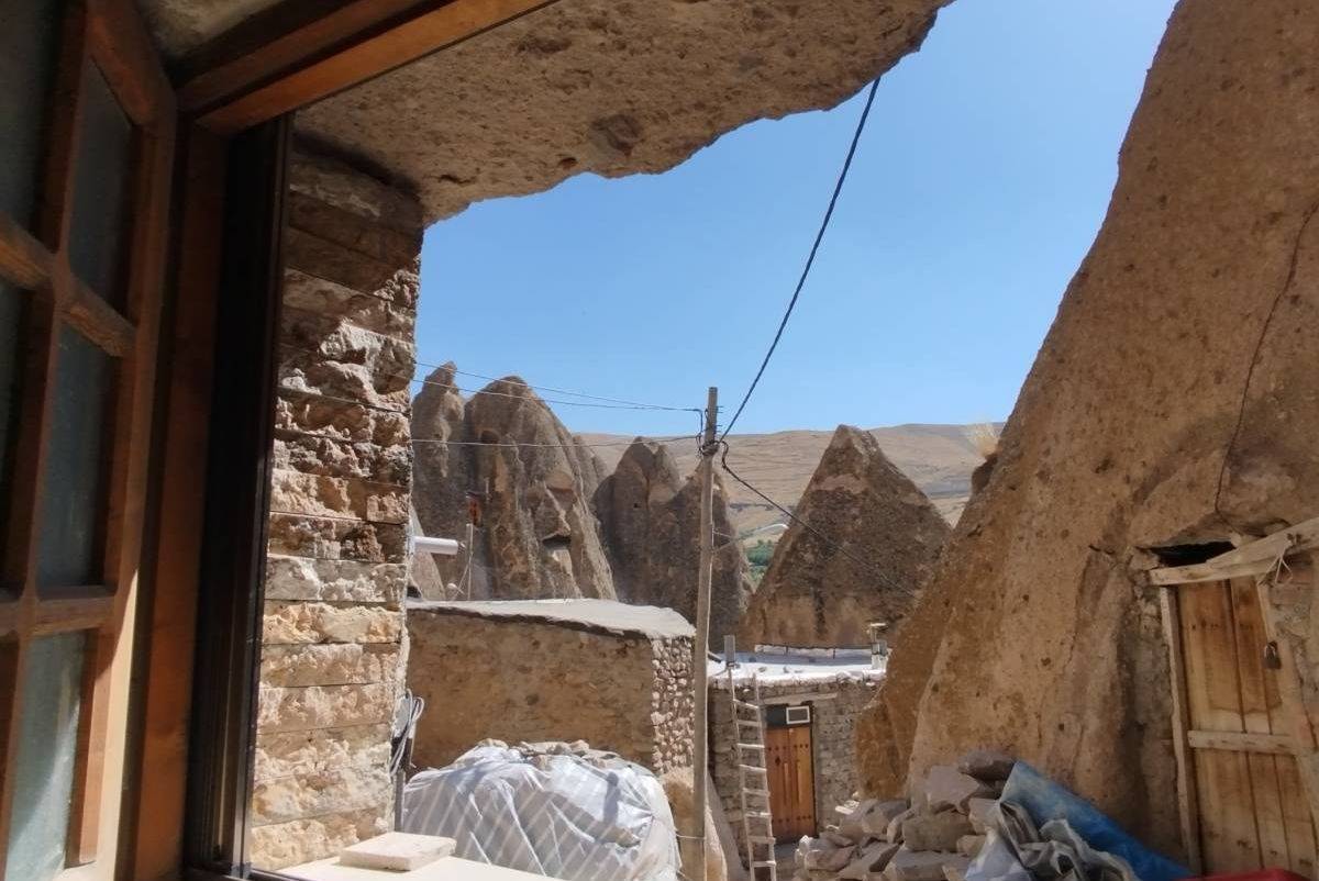بومگردی صخره ای تورال کندوان- واحد۲ (اسکو)