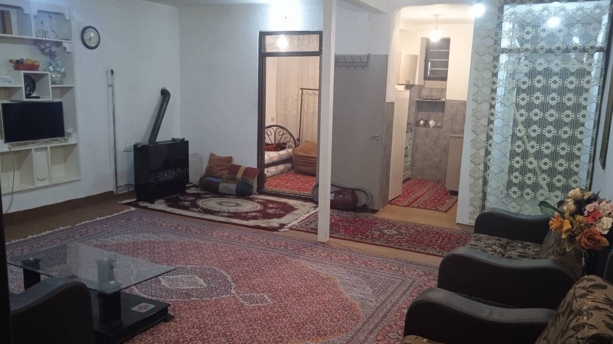 اقامتگاه دربستی لوتوس (ارومیه، بهنق)