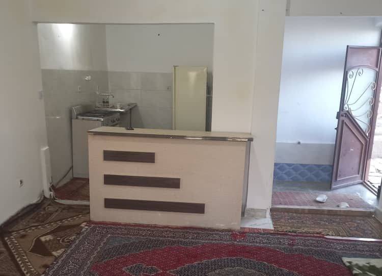 بوم گردی ایسپره خون، سوئیت های سنتی (تبریز، باسمنج)