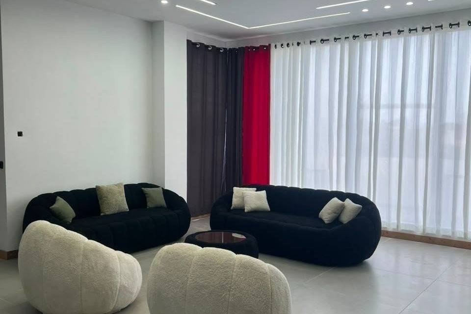 ویلای دوبلکس با استخر چهارفصل (نوشهر، سیسنگان)