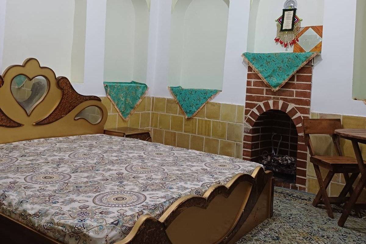 بومگردی عمارت زادگاه حافظ، واحدهای مستر (اصفهان، کوهپایه)
