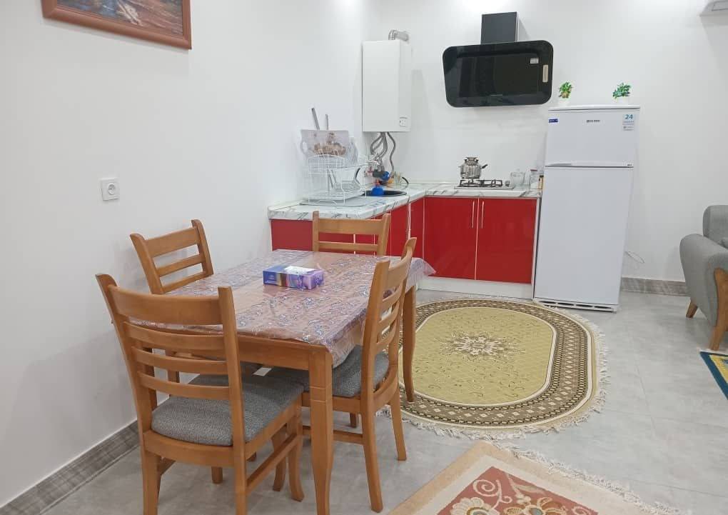 ویلای هلن‌ و کارن (متل قو، دانیال)